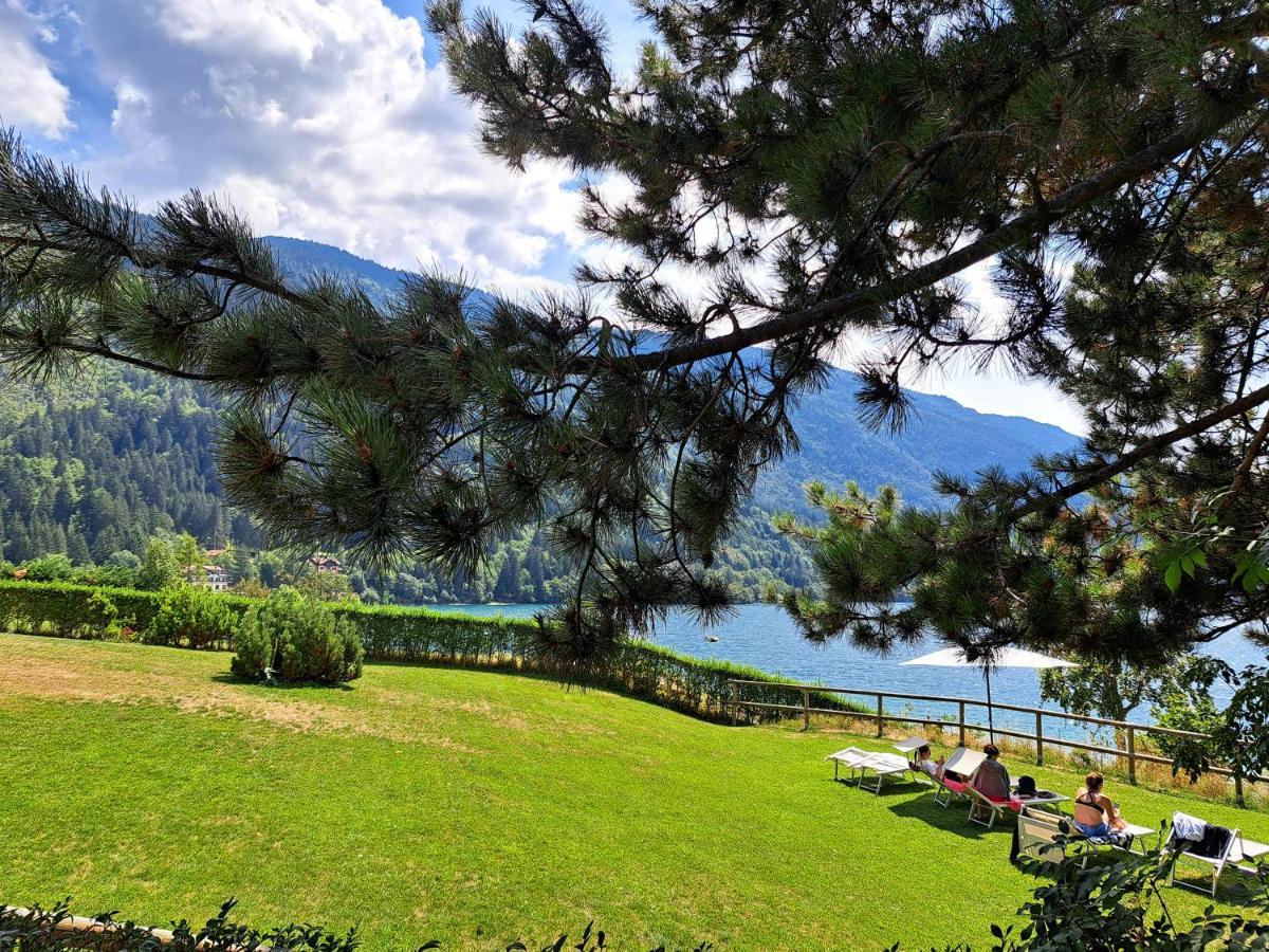 Lake&Nature Hotel Gloria Molveno Bagian luar foto