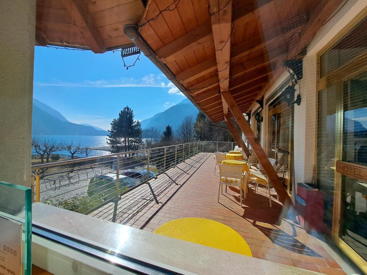 Lake&Nature Hotel Gloria Molveno Bagian luar foto