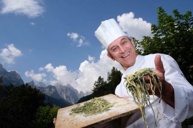 Lake&Nature Hotel Gloria Molveno Bagian luar foto